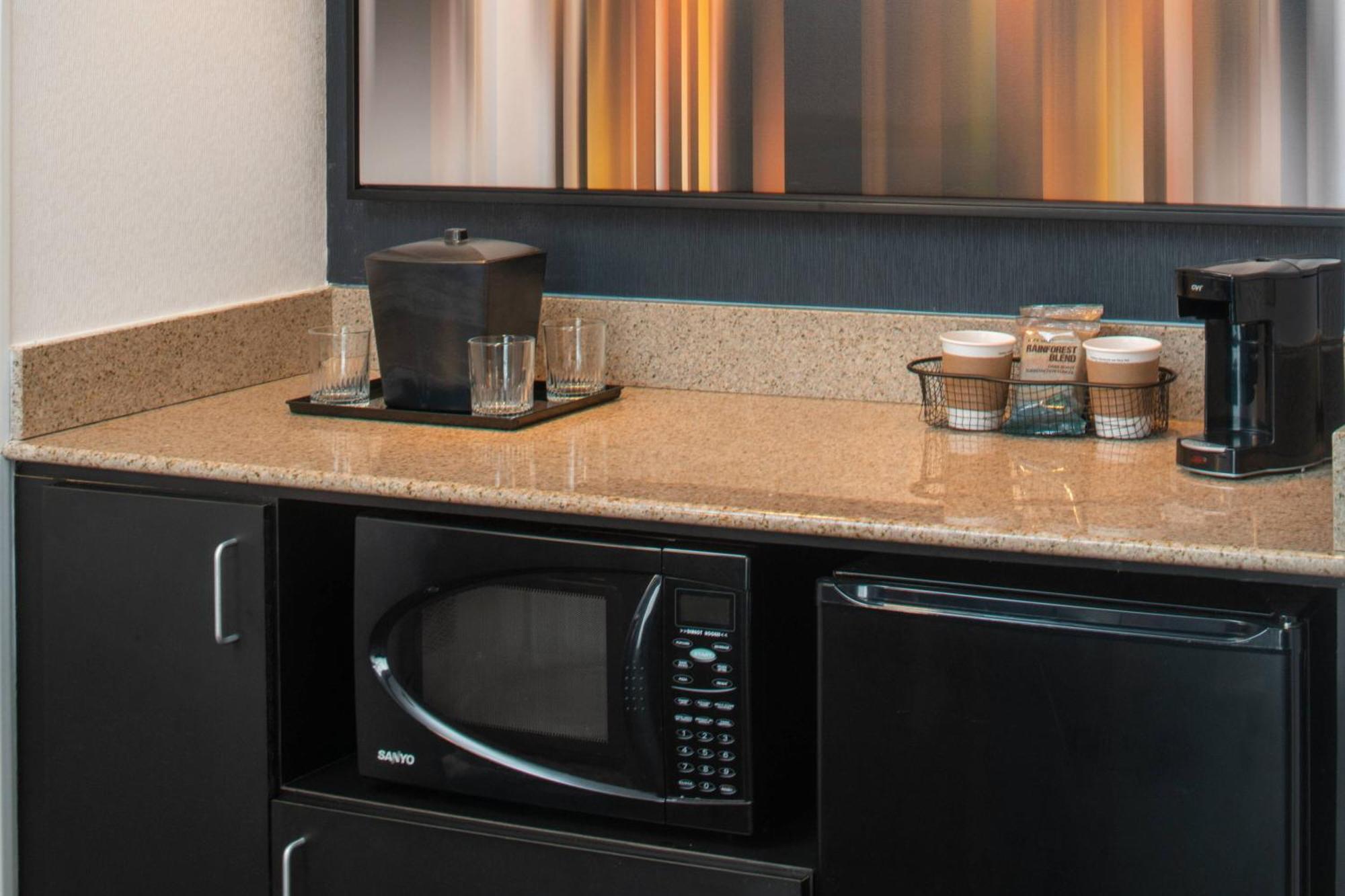 Courtyard By Marriott Dulles Airport Herndon/Reston Exteriör bild