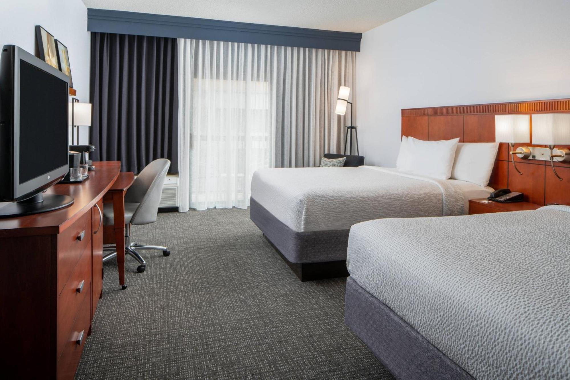Courtyard By Marriott Dulles Airport Herndon/Reston Exteriör bild