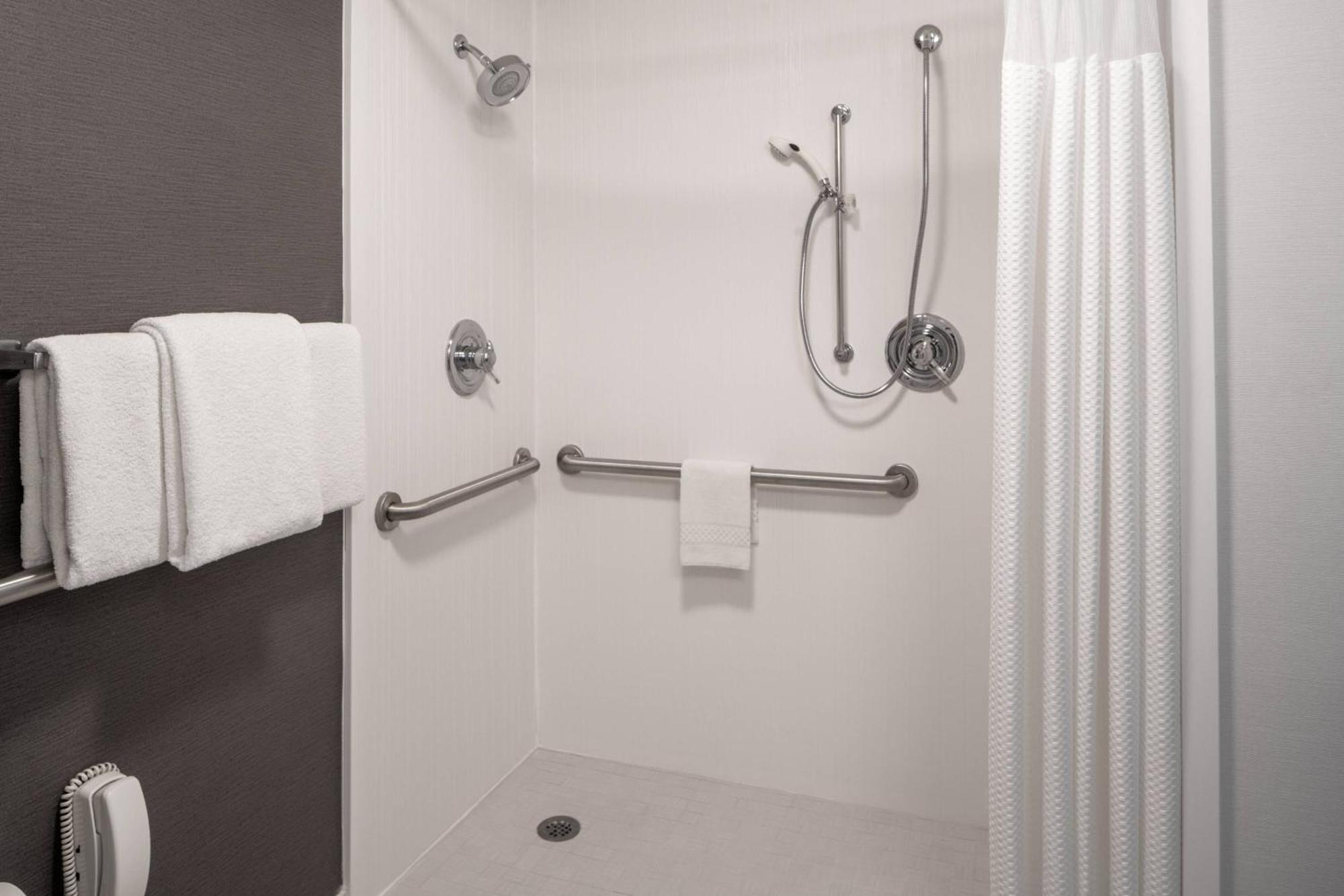 Courtyard By Marriott Dulles Airport Herndon/Reston Exteriör bild