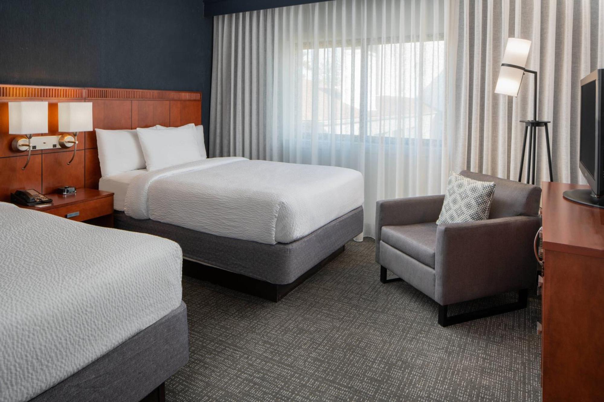 Courtyard By Marriott Dulles Airport Herndon/Reston Exteriör bild
